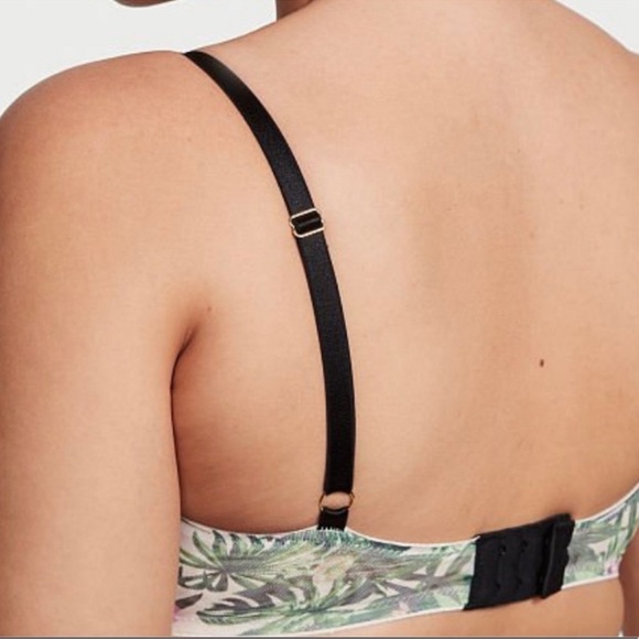 NWT FLAW Victoria’s Secret Very Sexy Plunge Push Up Bra Size 32C - Picture 2 of 14